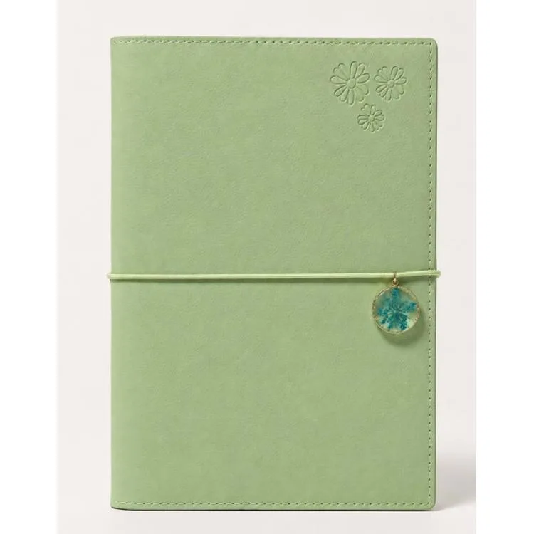 VICTORIA'S JOURNALS CHARM ÇİÇEK 126-2741 VEGAN DERİ KAPAK A5 100 gr. 96 YP. KREM NOKTALI DEFTER PASTEL YEŞİL