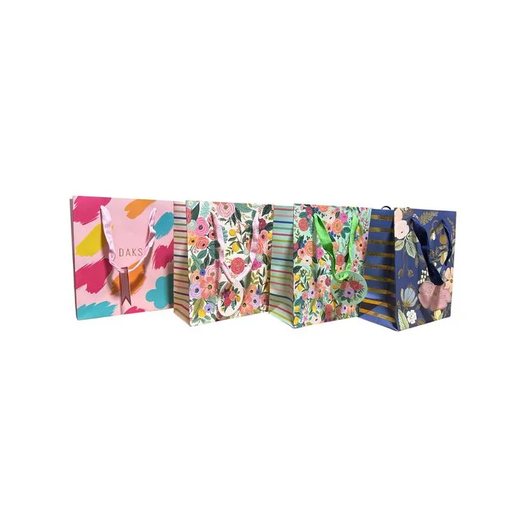 DAKS DKS 3003 DESENLİ HEDİYELİK KARTON ÇANTA NO:2 23x18x10cm - TEKLİ