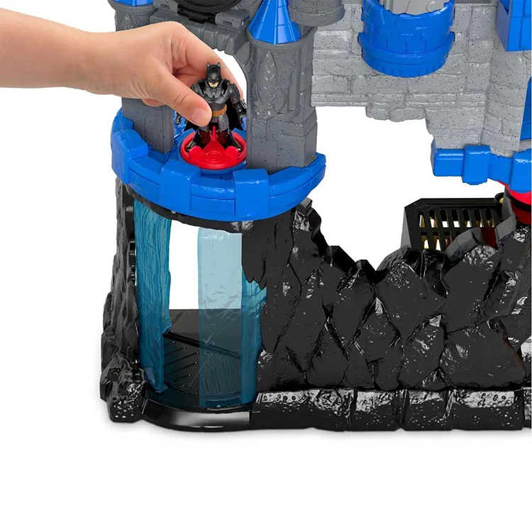 MATTEL FMX63 IMAGINEXT DC SÜPER FRIENDS WAYNE MALİKANESİ