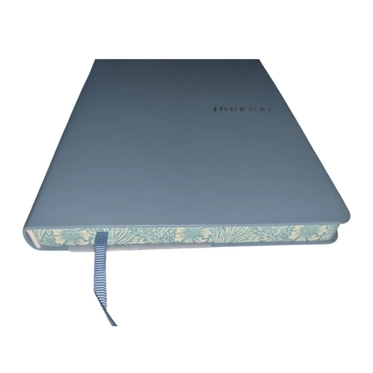 VICTORIA'S JOURNALS SMYTH ART 126-2799 ESNEK KAPAK A5 100gr. 96YP. ÇİZGİSİZ (DÜZ) KENAR DESENLİ DEFTER TURKUAZ
