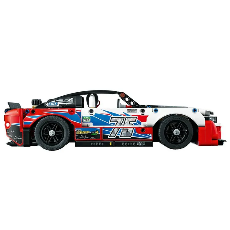 LEGO TECHNIC 42153 NASCAR YENİ NESİL CHEVROLET CAMARO ZL1 672 PARÇA 9+
