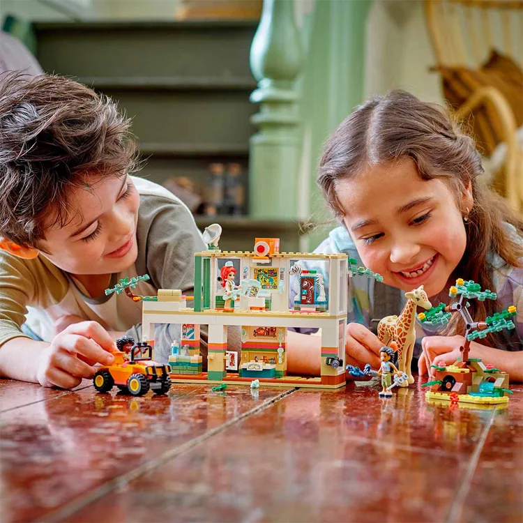 LEGO FRIENDS 41717 MIA'NIN VAHŞİ HAYVAN KURTARMA EKİBİ