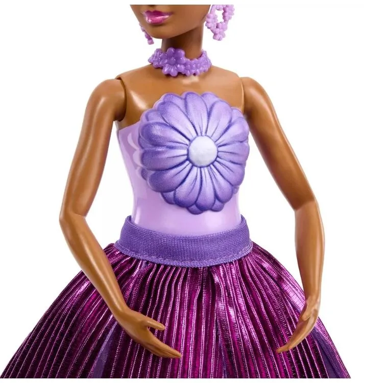 MATTEL JMF56/JMF58 BARBIE PETAL POP SÜRPRİZ ÇİÇEK SERİSİ MOR PAPATYA ELBİSELİ BEBEK 14 CM 3+