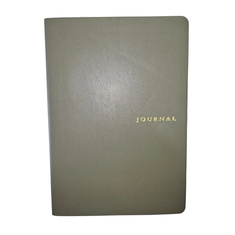 VICTORIA'S JOURNALS SMYTH ART 126-2800 ESNEK KAPAK A5 100gr. 96YP. ÇİZGİSİZ (DÜZ) KENAR DESENLİ DEFTER HAKİ YEŞİL