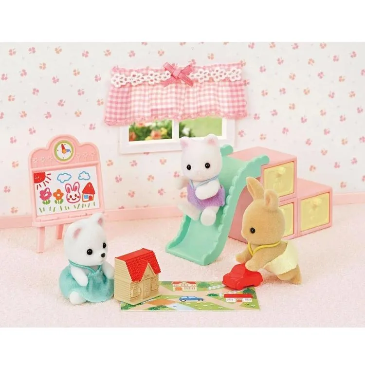 ADORE ESF5397 SYLVANIAN FAMILIES BEBEK ODASI SETİ 3+