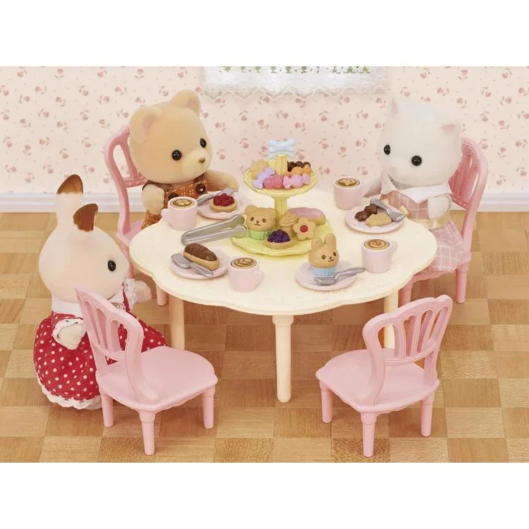 ADORE ESF5742 SYLVANIAN FAMILIES TATLI PARTİ SETİ 3+