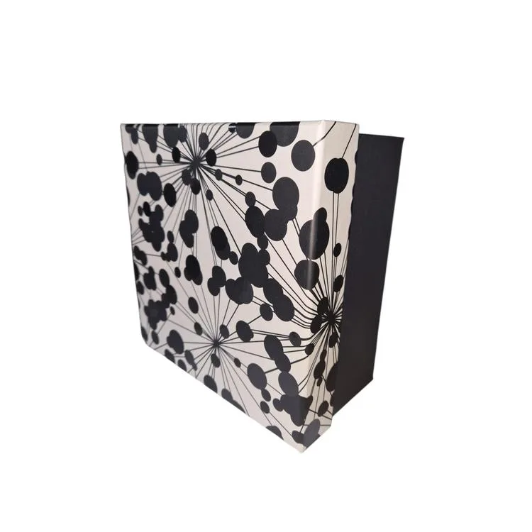 GIPTA DESTA KARE HEDİYE KUTUSU BX3322 C 180x180x95mm - TEKLİ