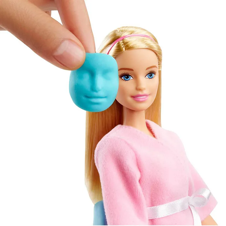 MATTEL GJR84 BARBIE YÜZ BAKIMI YAPIYOR OYUN SETİ