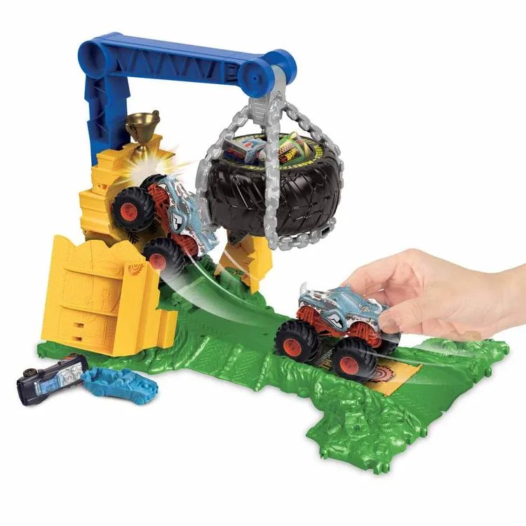 HOT WHEELS HTP18 MONSTER TRUCK ARENADA RHİNOMİTE MÜCADELESİ 4+