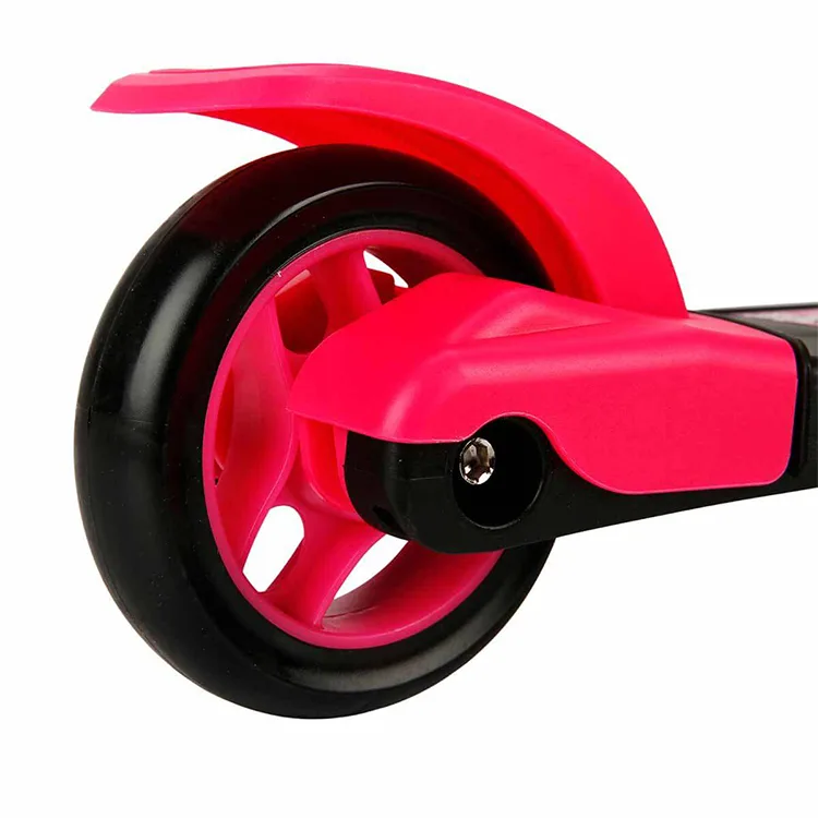 SUNMAN 3068 HELLO KITTY TWISTABLE ÜÇ TEKERLEKLİ FRENLİ SCOOTER