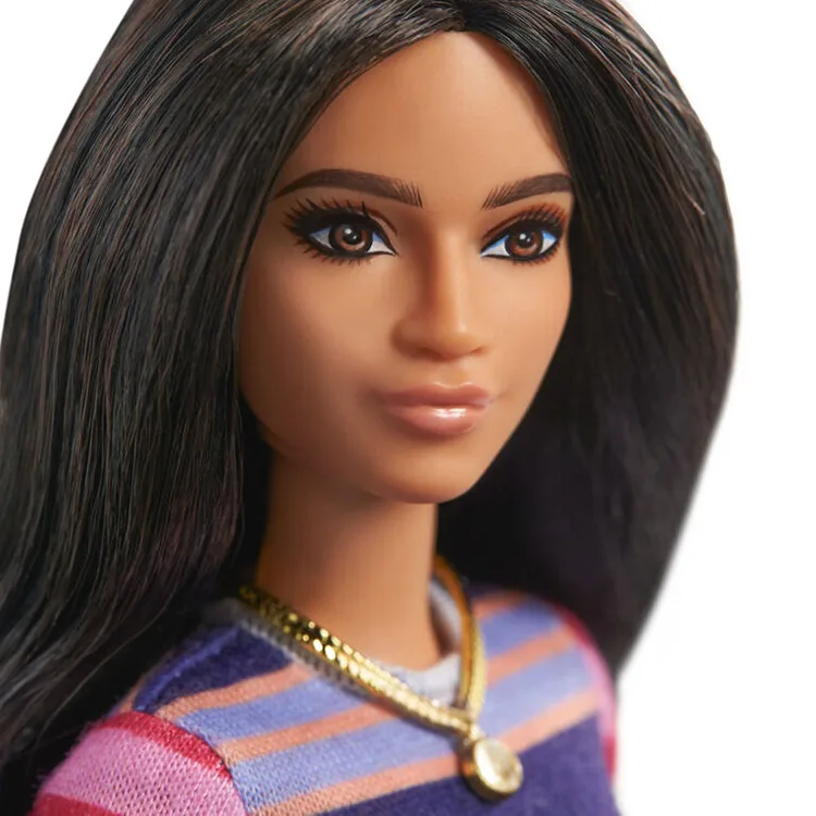 MATTEL GHW61 BARBIE FASHIONISTAS FBR37 BÜYÜLEYİCİ PARTİ BEBEKLERİ