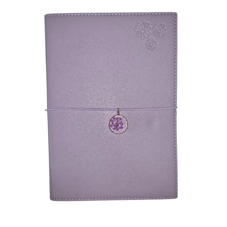 VICTORIA'S JOURNALS CHARM ÇİÇEK 126-2740 VEGAN DERİ KAPAK A5 100 gr. 96 YP. KREM NOKTALI DEFTER PASTEL LİLA