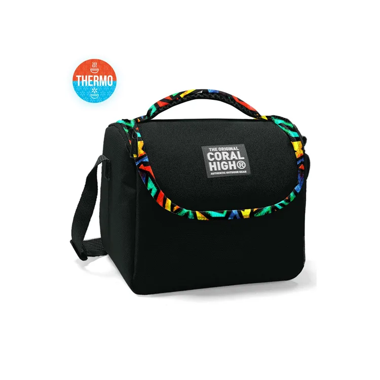 CORAL HIGH 11773 KIDS SİYAH GRAFİTİ DESENLİ THERMO BESLENME ÇANTASI