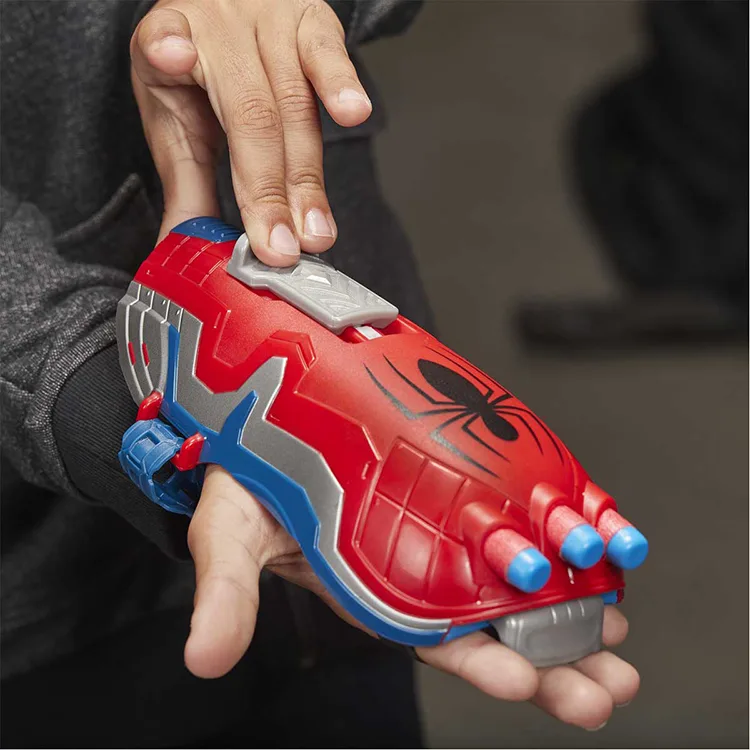 HASBRO E7328 POWER MOVES SPIDERMAN
