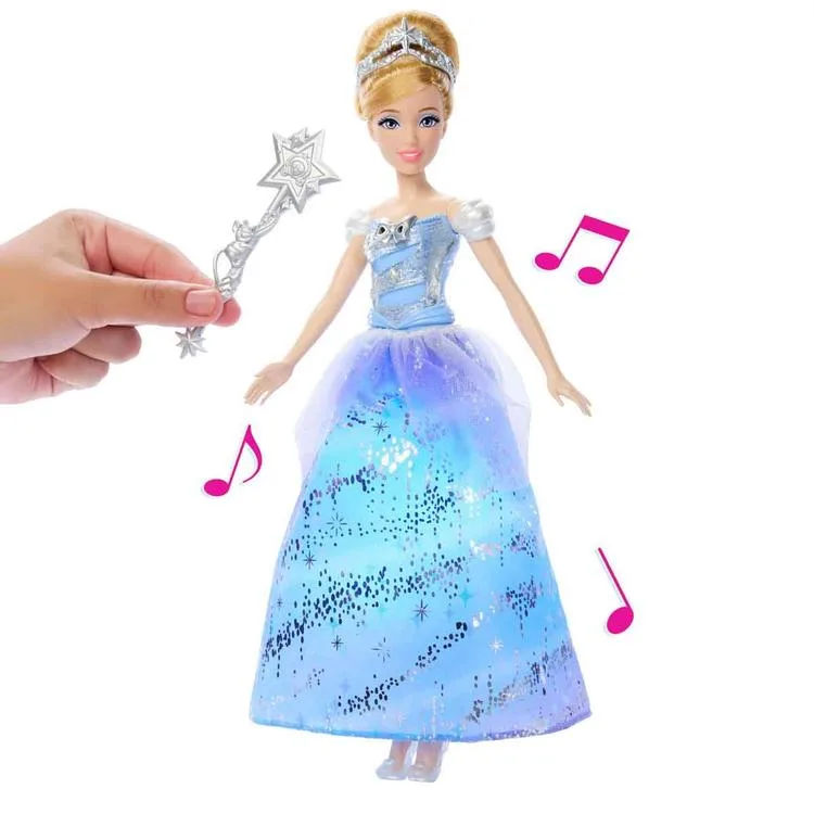 DISNEY JBF94 PRINCESS CİNDİRELLA SİHİRLİ BALO ELBİSELİ 26 CM SESLİ IŞIKLI BEBEK 3+