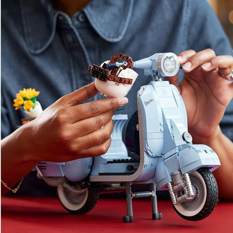 LEGO 10298 ICONS VESPA 125 1960S 1106 PARÇA 18+